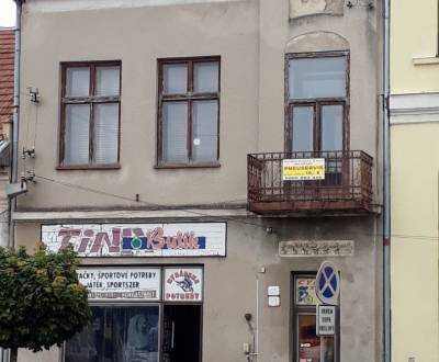 Prodej Zvlaštní nemovitosti, Hlavné námestie, Levice, Slovensko