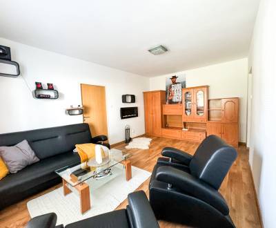 Exkluzívne na predaj zrekonštruovaný 2-izbový byt, Žilina - Hliny 7