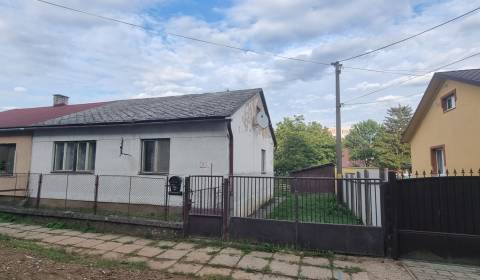 Prodej Rodinný dům, Hviezdoslavova, Levice, Slovensko