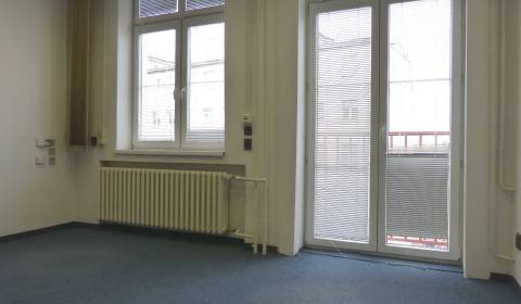 Pronájem Kancelářské prostory, Kancelářské prostory, Grösslingova, Bra