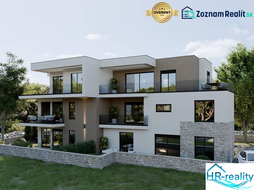 Rekreační apartmán v Murteru s terasami a výhledem na okolní přírodu.