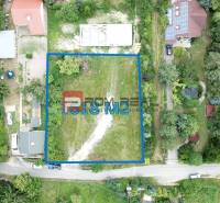 Pozemek na bydlení na Štúrově ulici v Mariance, rozloha 1618 m².