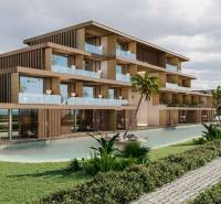 Rodinný dům v Nungwi, Zanzibar North, s terasovitou architekturou a palmami u bazénu.
