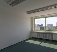 Omlouvám se, ale potřeboval bych vědět, co přesně chcete přeložit do češtiny. Můžete prosím poskytnout text, který si přejete přeložit?