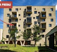 Byt na prodej na ulici Strážovská, Košice - městská část Západ, nabízí pohodlné bydlení.