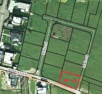 Pozemky na prodej na Vodárenské ulici v Ľuboticích, rozloha 497 m².