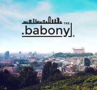 Výhled na Bratislavu, hrad, panorama na ulici Okružná, nabídka pozemky - bydlení.