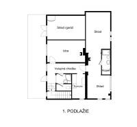 Půdorys prvního podlaží chaty s pokojem, kuchyní a sklady.