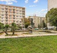 Predaj prerobeného 1i bytu s balkónom a pivnicou v skvelej lokalite na Exnárovej ul. v Ružinove