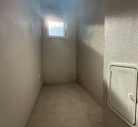 Samozřejmě, prosím, poskytněte text, který chcete přeložit do češtiny.