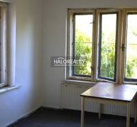 Omlouvám se, ale potřeboval bych vědět, co přesně chcete přeložit do češtiny. Můžete mi prosím poskytnout text, který chcete přeložit?