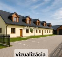 Rodinný dům v Tibavě s moderním designem, vícegenerační stavba, prostorný dvůr a parkování.