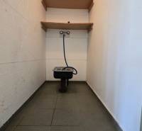 Je mi ľúto, ale nebol poskytnutý žiadny text na preklad. Mohli by ste prosím uviesť text, ktorý chcete preložiť do češtiny?