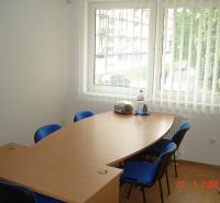 Samozřejmě, prosím, poskytněte text, který chcete přeložit do češtiny.