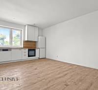 RÓBERT ŠIMON - ALL INCLUSIVE REAL