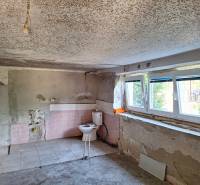 Omlouvám se, ale potřeboval bych vědět, co konkrétně chcete přeložit do češtiny. Můžete mi prosím poskytnout text, který potřebujete přeložit?