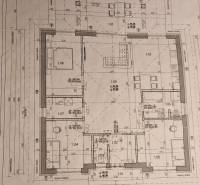 Ospravedlňujem sa, ale potrebujem vedieť, čo konkrétne chcete preložiť do češtiny. Mohli by ste mi poskytnúť text alebo informácie, ktoré potrebujete preložiť?