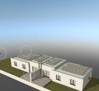 Vizualizace rodinného domu v Sokolovcích s bílou fasádou a solárními panely na střeše.