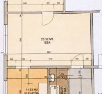 Půdorys 2-pokojového bytu s kuchyní, koupelnou a chodbou v Nitře.