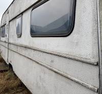 Starý karavanový konstrukce u Dubníku na pozemku v části Dubník, Pozemky - bydlení.