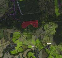 Mapa zemědělských a lesních pozemků v okolí Boľa.