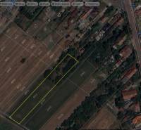 Mostova pozemky za domom.jpg