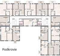 Půdorys podkroví s byty a apartmány, včetně skladových prostor.