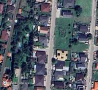 Letecký pohled na pozemky - bydlení na Okružní ulici v Bernolákově.