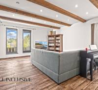 7 - 2025-10-07T112347.514.jpg