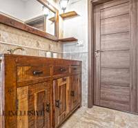 19 - 2025-10-07T112332.743.jpg