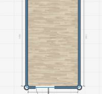 Půdorys kanceláře s podlahou s dřevěným dekorem, rozměry 7x3,5 m.