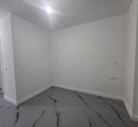 Omlouvám se, ale potřeboval bych vědět, co přesně chcete přeložit do češtiny. Můžete mi prosím poskytnout text, který chcete přeložit?