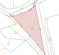 Mapa pozemku pro bydlení v obci Haniska, zakreslené rozměry a hranice parcely.