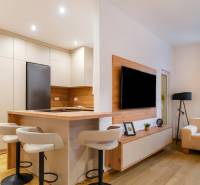 PREDAJ | 3i BYT, 90 m2, centrum PO, Tehlový, Klimatizácia ...