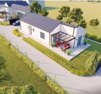 Rodinný dům v Borčicích s terasou, zahradou a příjezdovou cestou.