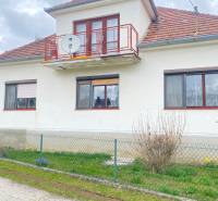 Rodinný dům na Turej louce v Myjavě s balkónem a zahradou.