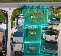 Stavební pozemky k bydlení v Senci s vyznačenými výměrami jednotlivých parcel.