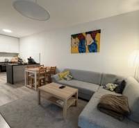 Samozřejmě, prosím, poskytněte text, který chcete přeložit do češtiny.