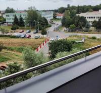 Výhled z balkonu 3pokojového bytu na Svätoplukově ulici v Pezinku.