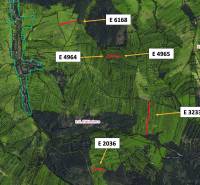 Letecká mapa Zemědělských a lesních pozemků v okolí Zábiedova s označenými parcelami.