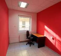 Samozřejmě, poskytněte mi prosím text, který chcete přeložit do češtiny.