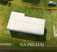Chata ve Vojce nad Dunajem na prodej, s prostorným pozemkem a klidnou lokalitou.