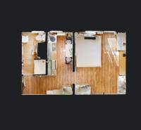 Půdorys 1-pokojového bytu s podlahou s dřevěným dekorem a zařízením.