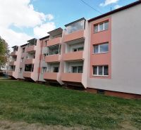 Bytový dům s balkony na ulici Záborského v Martině.