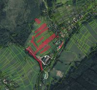 Letecká mapa zemědělských a lesních pozemků v okolí obce Nová Bystrica.