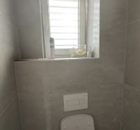 1915036606.jpg