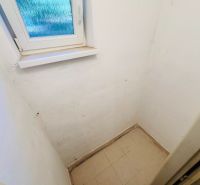Omlouvám se, ale potřeboval bych vědět, co přesně chcete přeložit do češtiny. Můžete mi prosím poskytnout text, který chcete přeložit?