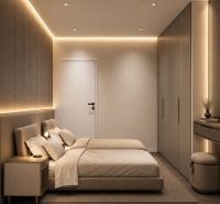 Ložnice v rekreačním apartmánu s manželskou postelí, vestavěnými skříněmi a jemným osvětlením.