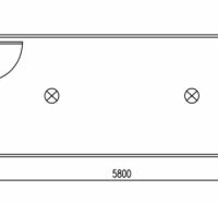 Půdorys chaty s rozměry 5800x2500 mm, dveře a okna označené W1, M2.