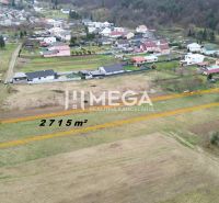 Pozemek - bydlení s výměrou 2715 m², dostupnost v Zemplínských Hámrech, okolní příroda.